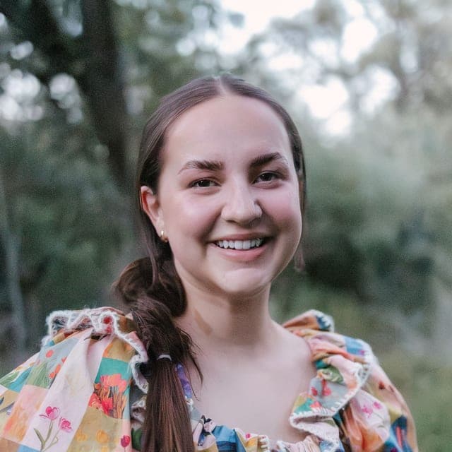 Sydney Kenney, Social Media Manager